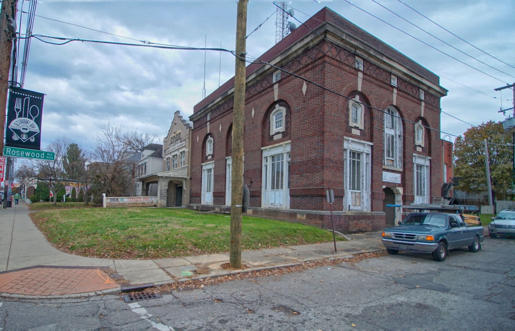 1300-1306 Bardstown is home to a former police headquarters, the Louisville ballet and a Bellsouth switching center. photo by Nick Beckman