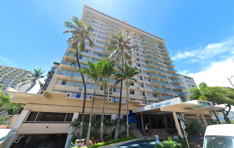 View from 19th Floor Balcony - Picture of Hilton Hawaiian Village Waikiki  Beach Resort, Oahu - Tripadvisor