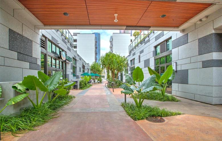 condos for sale in keauhou place kakaako