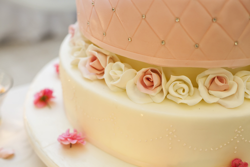 Delicious And Beautiful Wedding Cakes In Indy