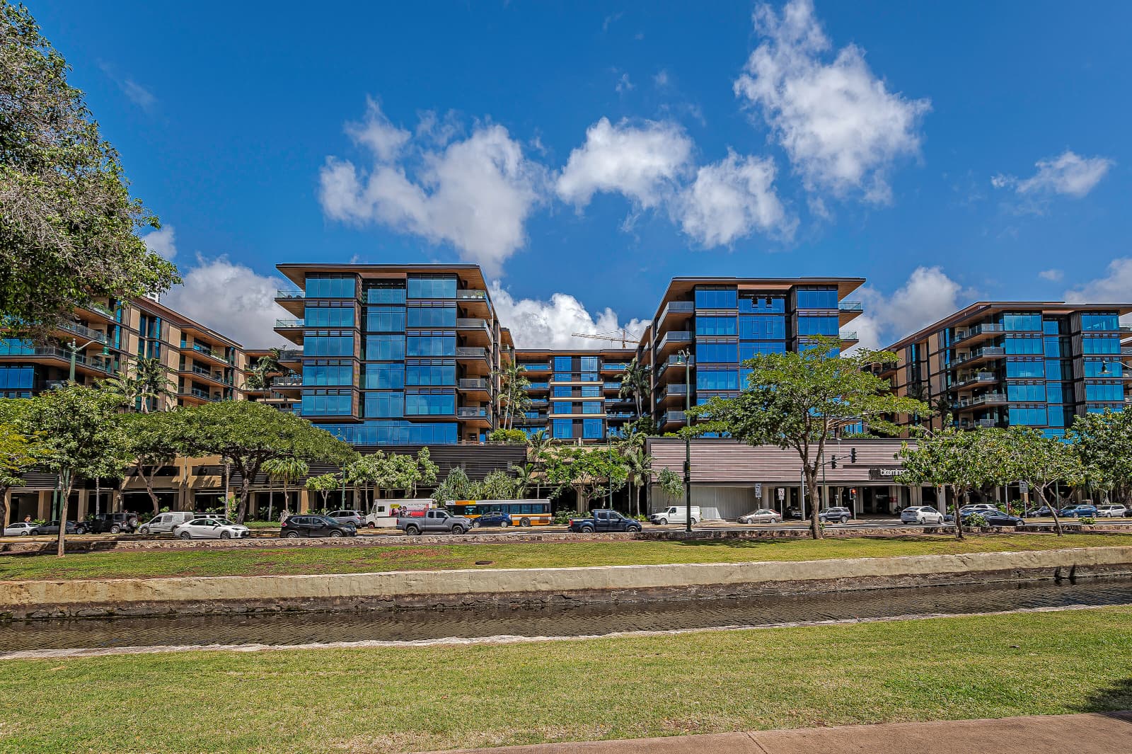 Park Lane Ala Moana | Ultra Luxury Condos For Sale