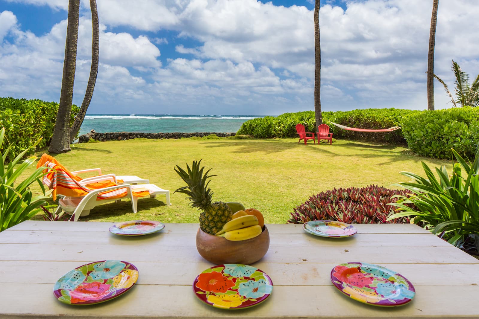 Oahu short term vacation rental backyard