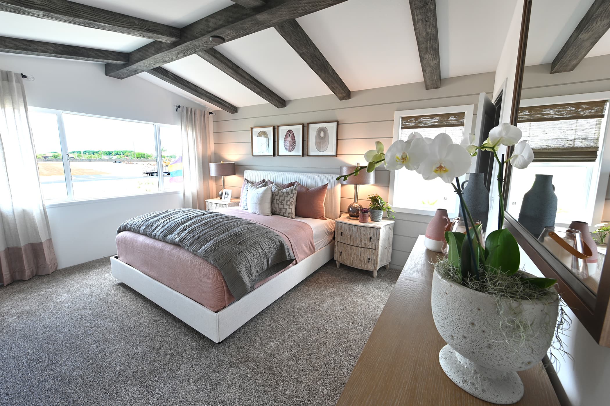 A bedroom in Luana, Northpark Plan 4