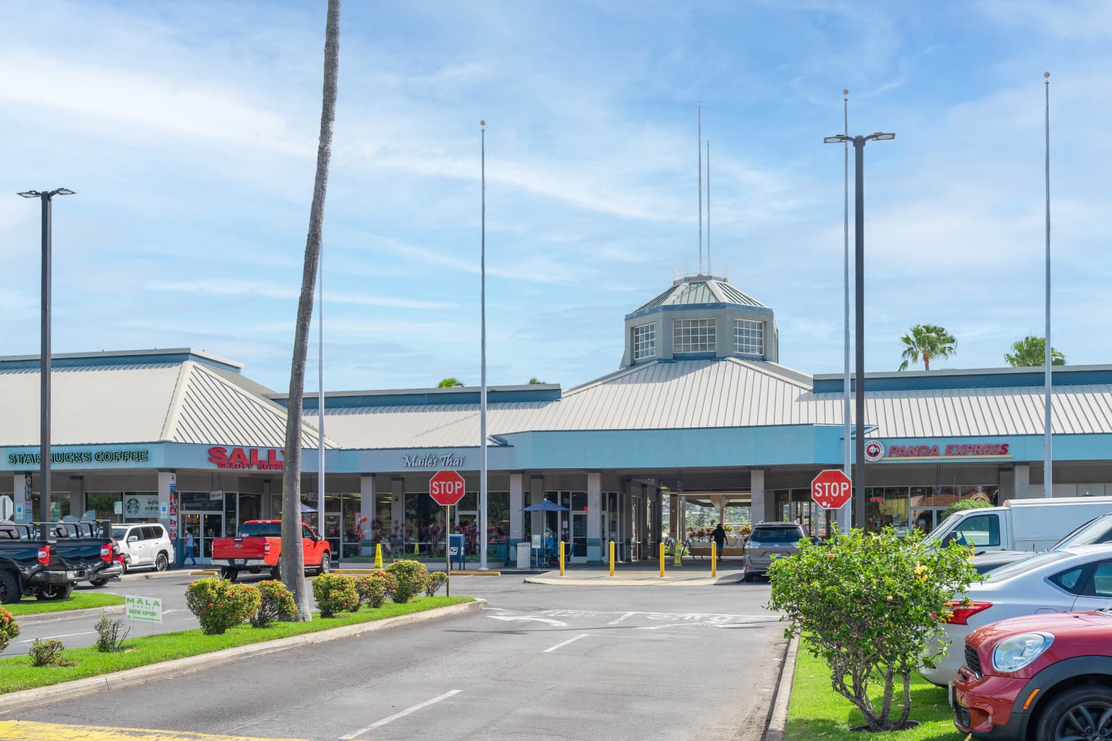 Shopping center near Portlock