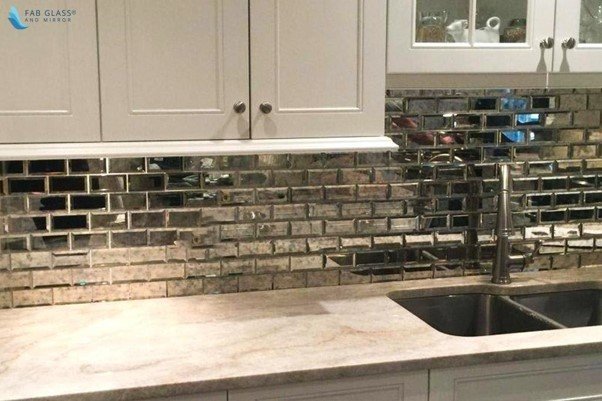 Custom Glass Backsplash Superb Ideas To Spruce Up Your Kitchen In 2020