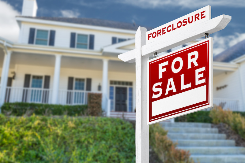 What's A Foreclosure? Pros & Cons Of Buying Foreclosed Homes