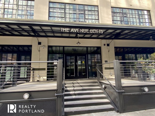 Avenue Lofts Entrance