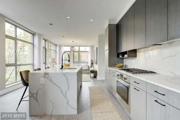 kipling house - 900 11th St SE DC