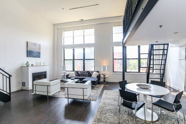 lofts at 1111 w