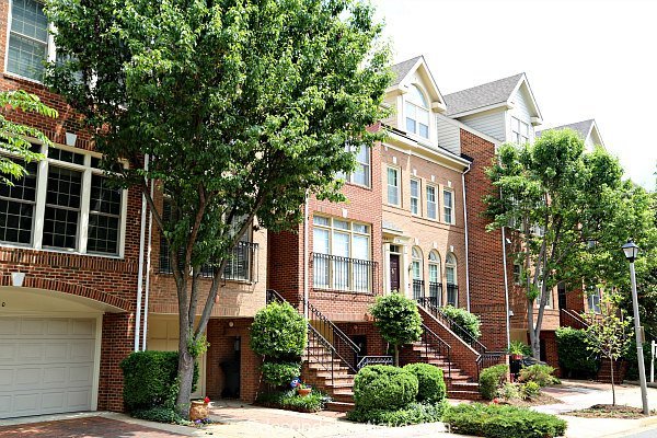 Highgate Arlington VA Rosslyn Real Estate