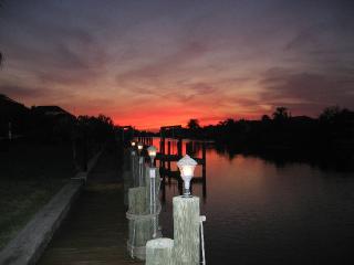 canal_sunset