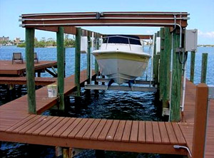 Fort Myers Beach boat lift 