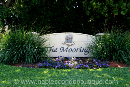 the_moorings_sign_450