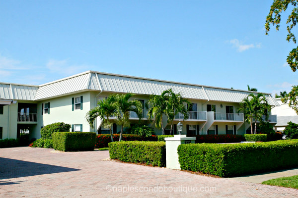Belmont Court at The Moorings Naples Real Estate