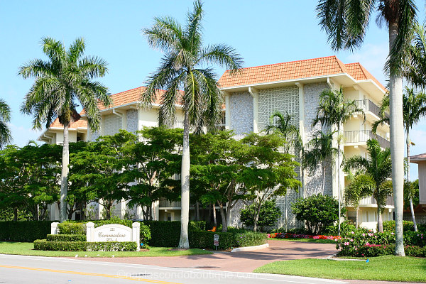 Commodore Club at The Moorings Real Estate