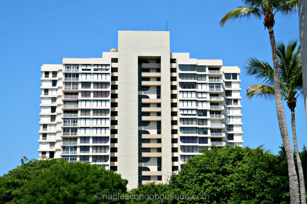 Park Plaza - Park Shore Naples Real Estate