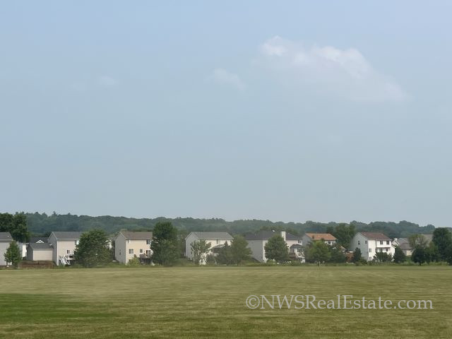 Homes in Legend Lakes mchenry, il