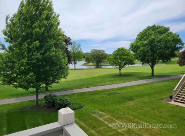 real estate in Boulder Ridge Greens Lake in the Hills, il