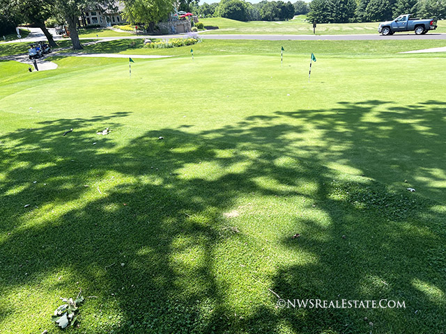 Chalet Hills golf putting green Cary IL