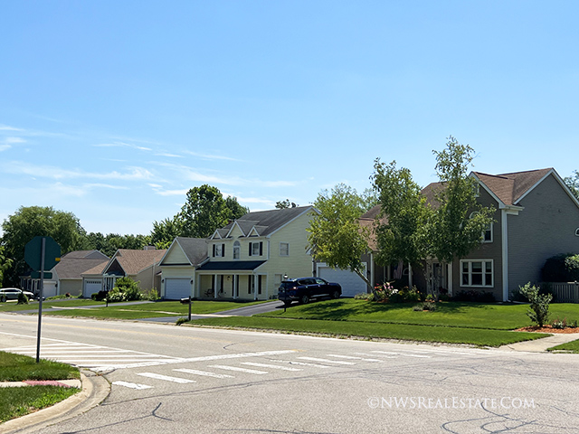 Greenfields subdivision in Cary, IL