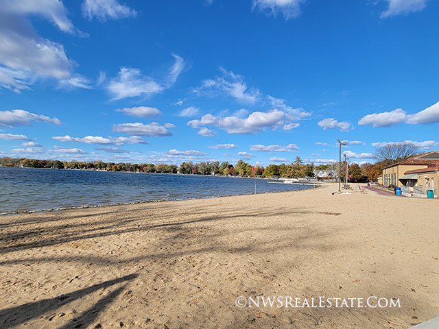 Crystal Lake Waterfront Real Estate | Crystal Lake, IL 60014