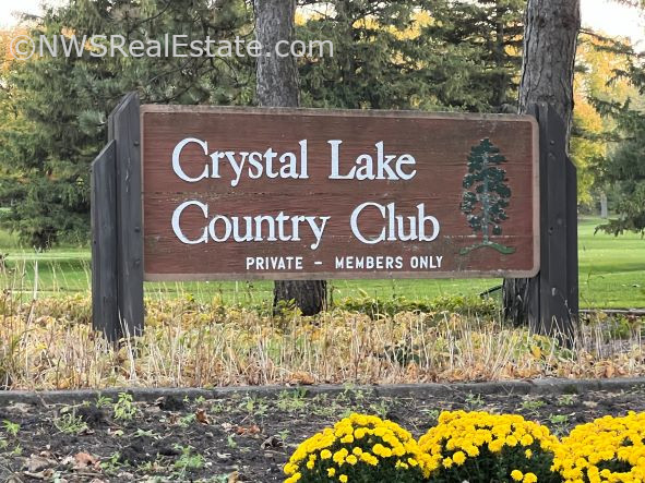 homes for sale near crystal lake country club