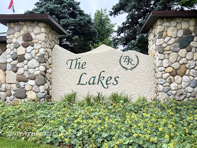 real estate in Lakes of Boulder Ridge Lake in the Hills, il
