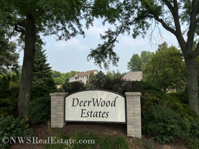 Deerwood Estates real estate McHenry, IL