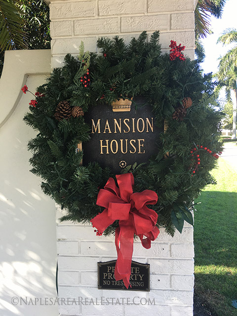 mansion-house-condos-naples-entrance