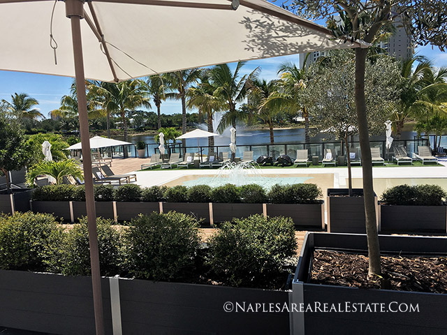 Kales-Bay-condos-naples-view-by-kids-fountain-area