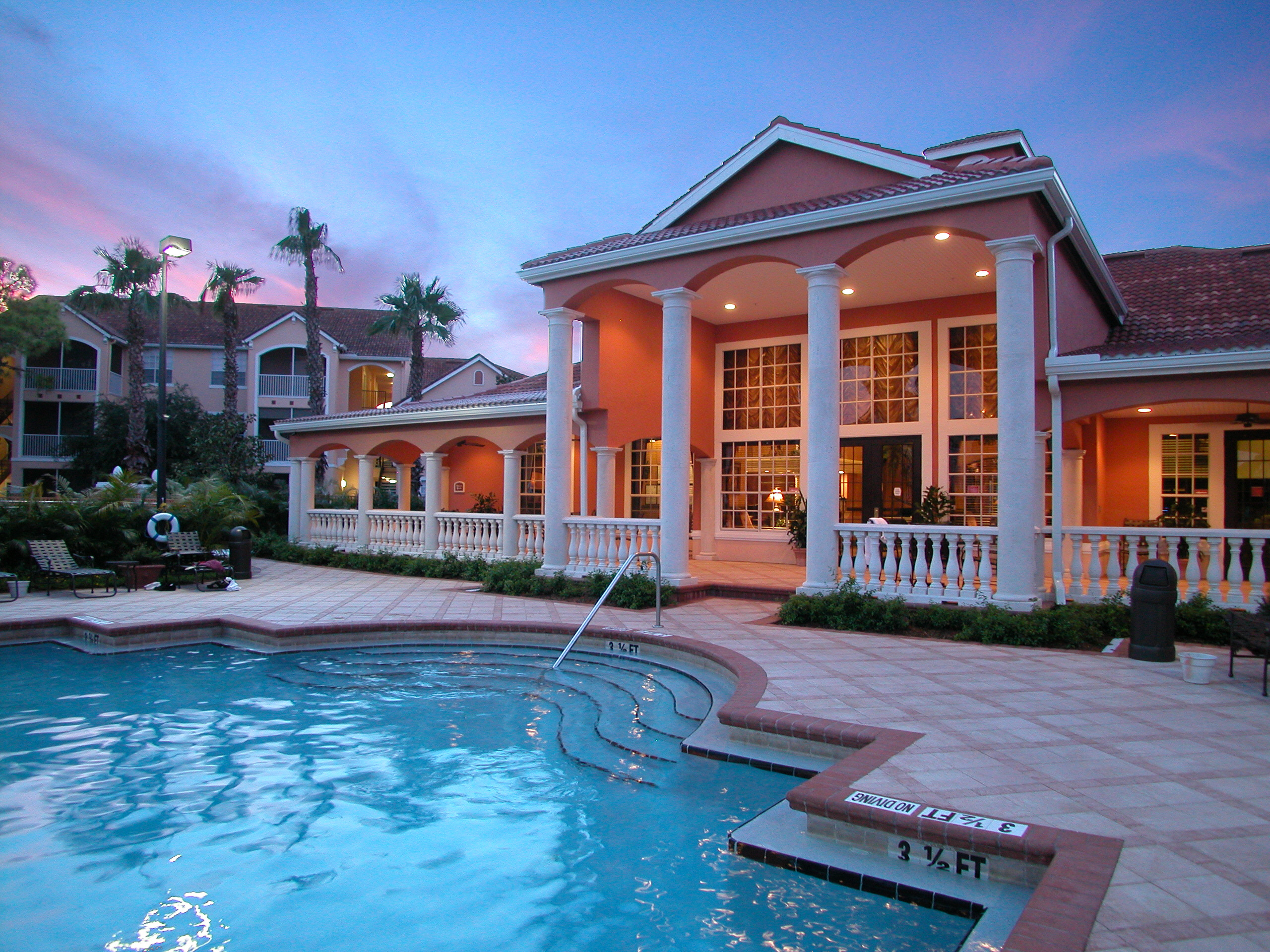 Bella Villino Real Estate Sarasota
