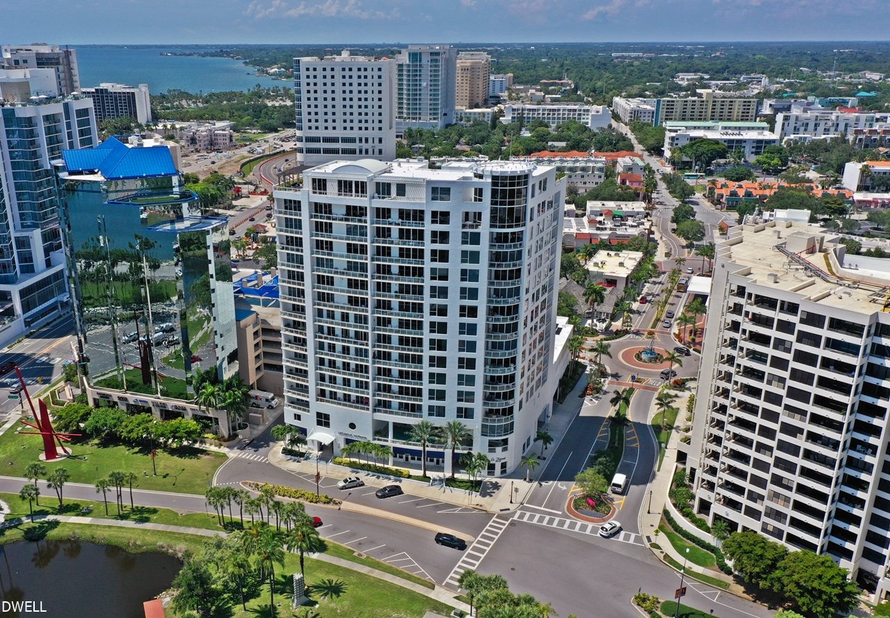 Condos in Marina Tower Sarasota