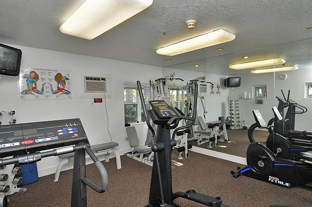 Marina Bay Gym Longboat Key