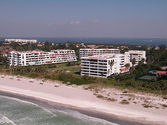 Beachfront condo in Sarasota, FL