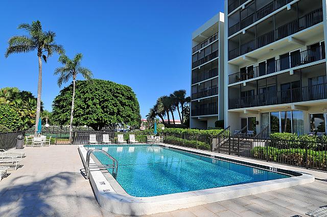 Portobello Pools Longboat Key