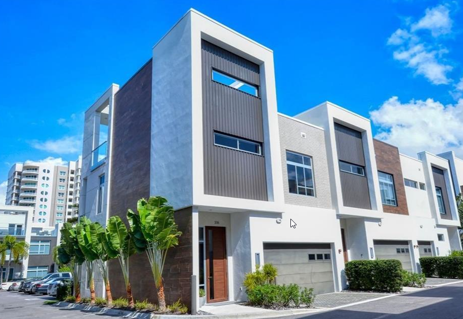 The Q condos Sarasota