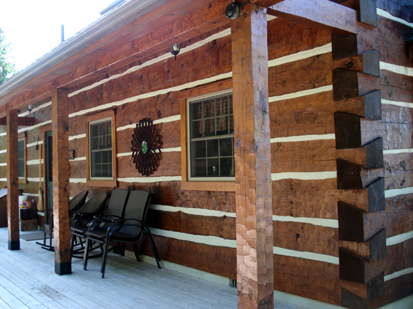 chink log cabin