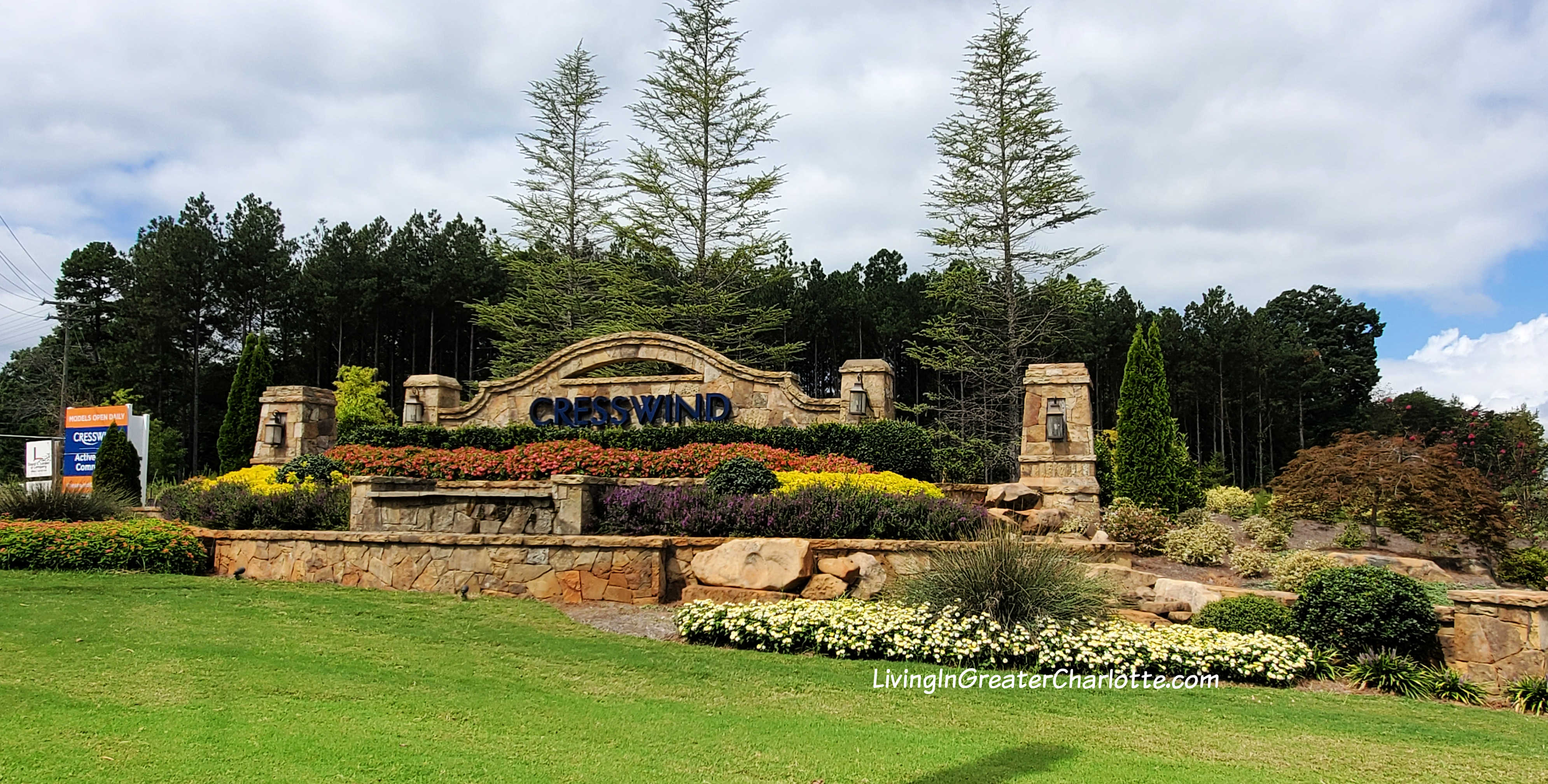 Cresswind Charlotte entrance monument