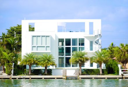 The Impact of Waterfront Living on Property Values in Miami