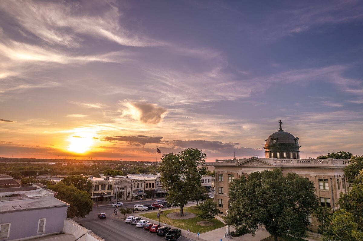 Best Suburbs of Austin for Retirees: Georgetown and Sun City Texas