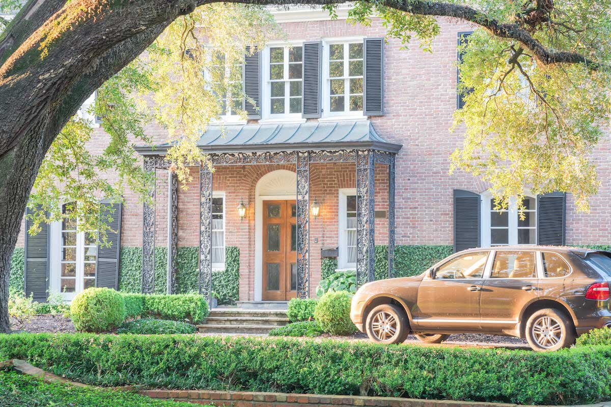 Houston's Most Expensive Neighborhood: River Oaks