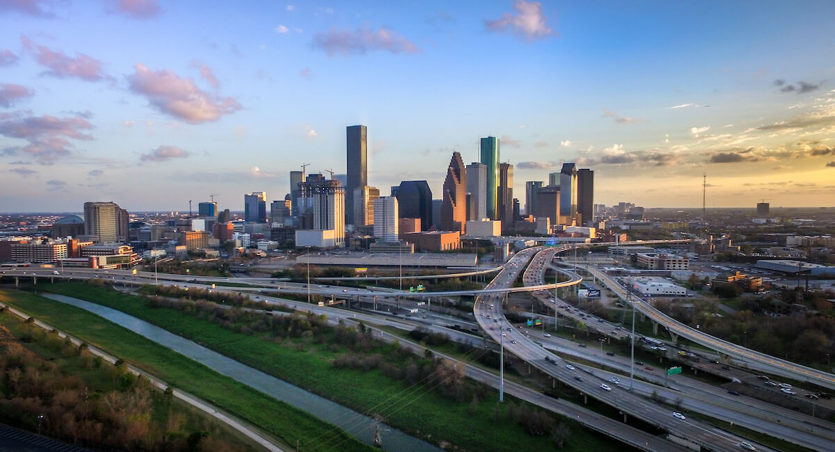 Retiring in Houston: Pros & Cons