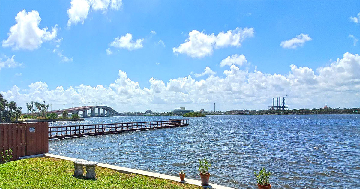 Daytona Beach Beachside Homes For Sale | 118 Mitchell Place, Daytona Beach, FL 32118 Under Contract