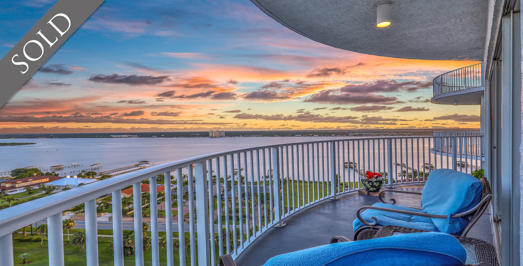 Oceans Grand ocean view condos For Sale at 2 Oceans West Blvd  Daytona Beach  Shores The LUXE Group 386-299-4043