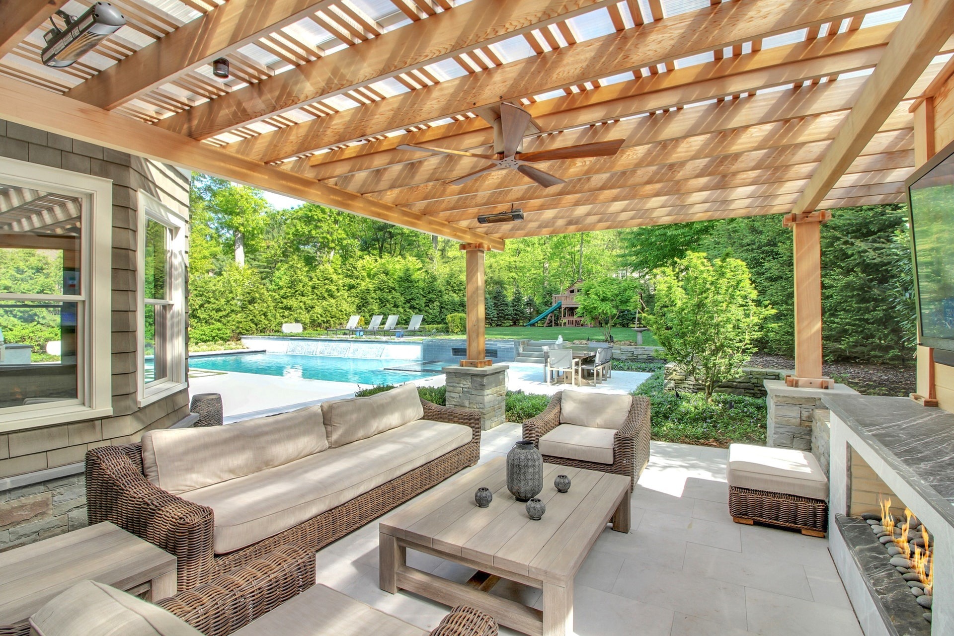 258 Long Hill Drive Outdoor Patio