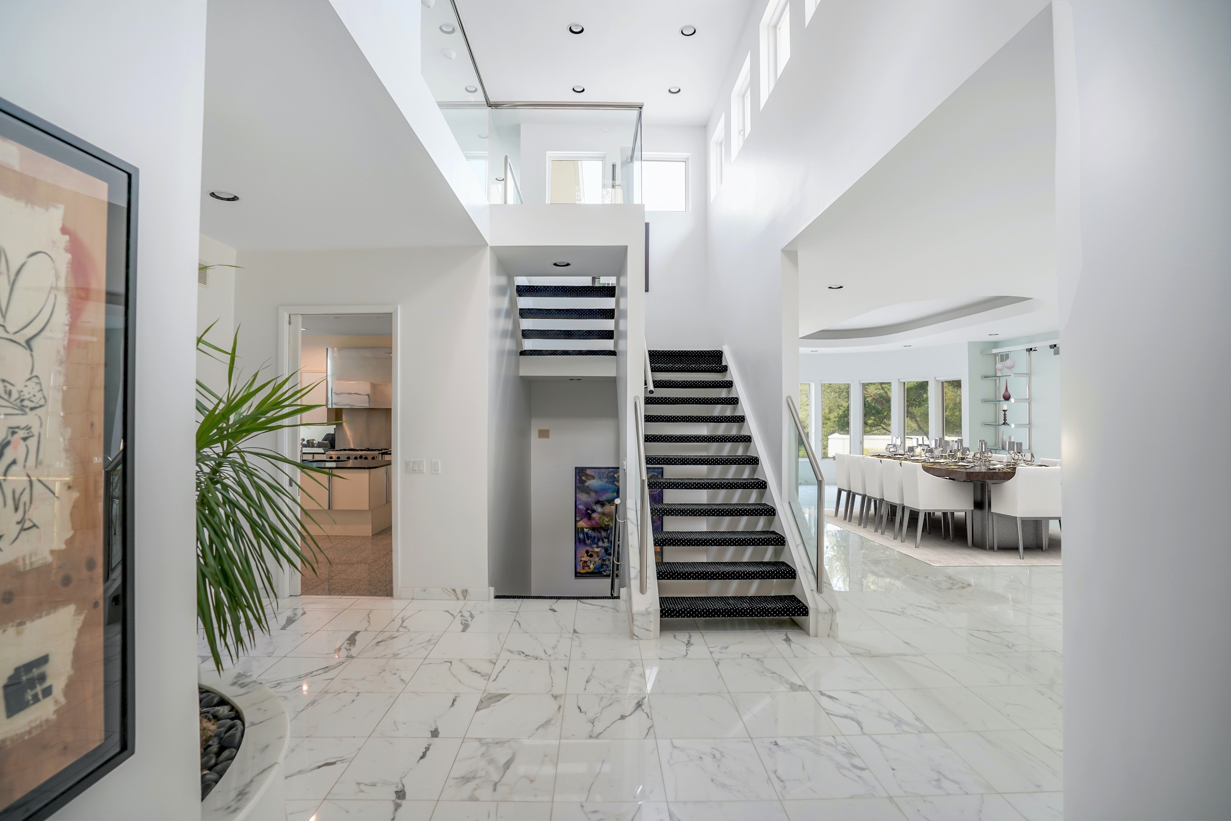 261 Hartshorn Drive - First Floor Hallway