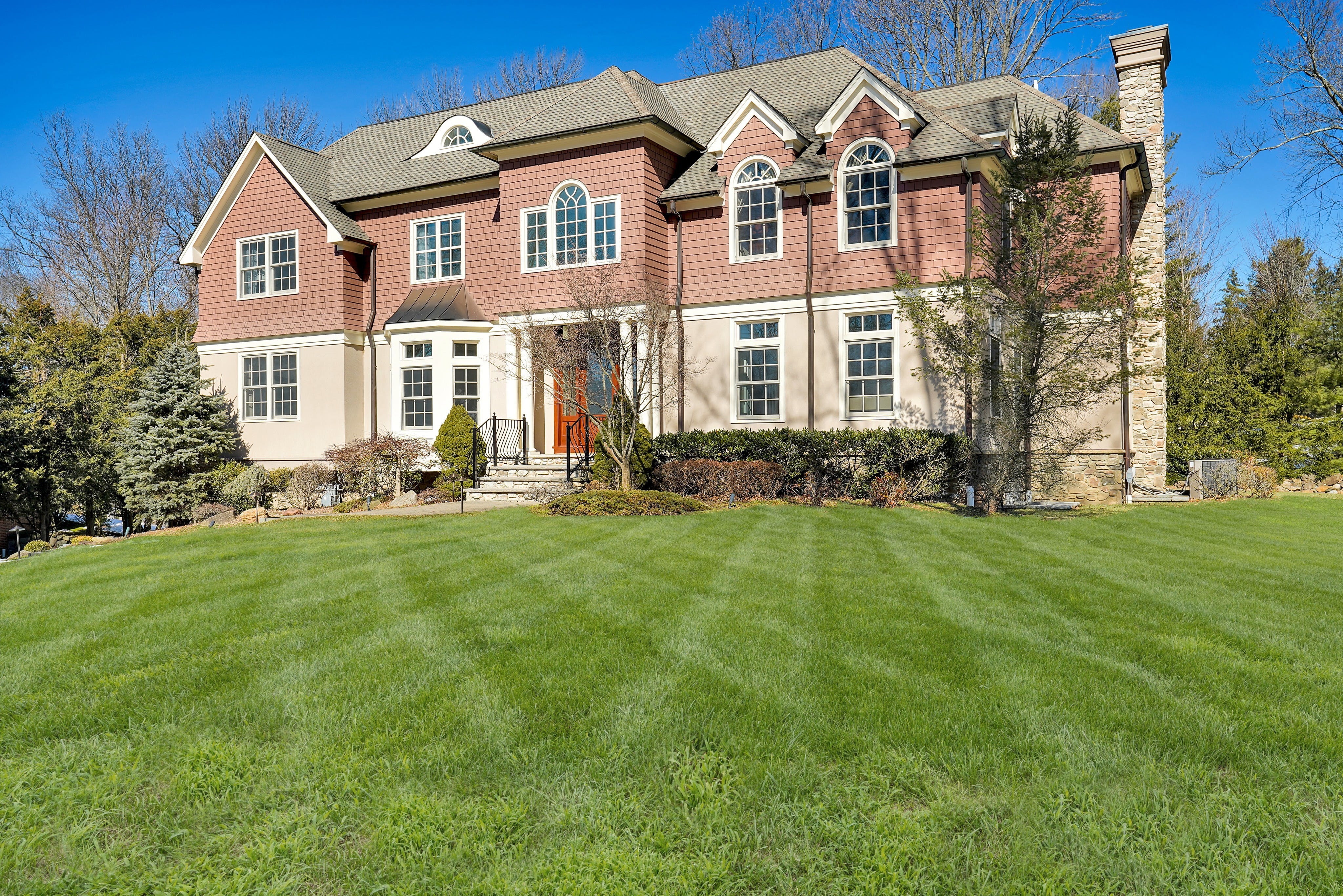 33 Lee Terrace, Short Hills, NJ