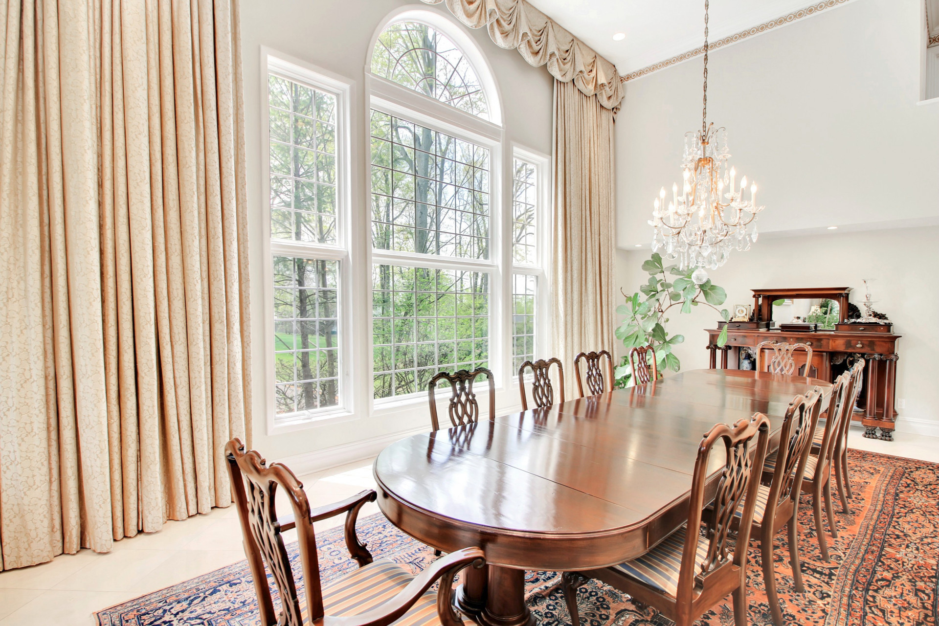 84 Shrewsbury Drive Dining Room