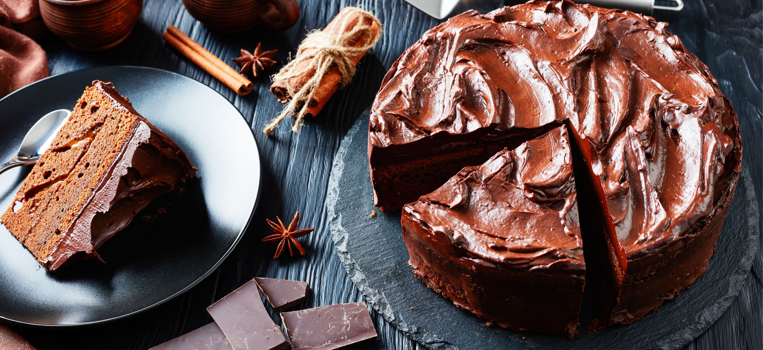 Send Yummy Dark Chocolate Truffle Cake Delivery to Kolhapur | Tastyreatcakes