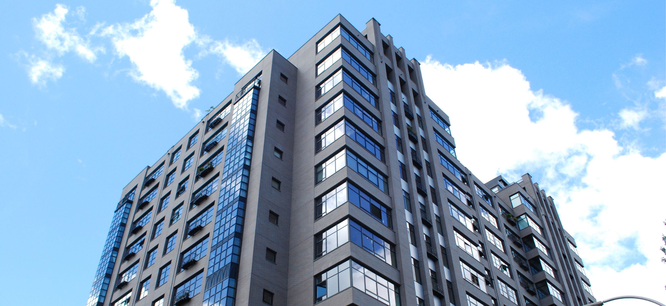 What is the difference between condo and apartment? Decide on the